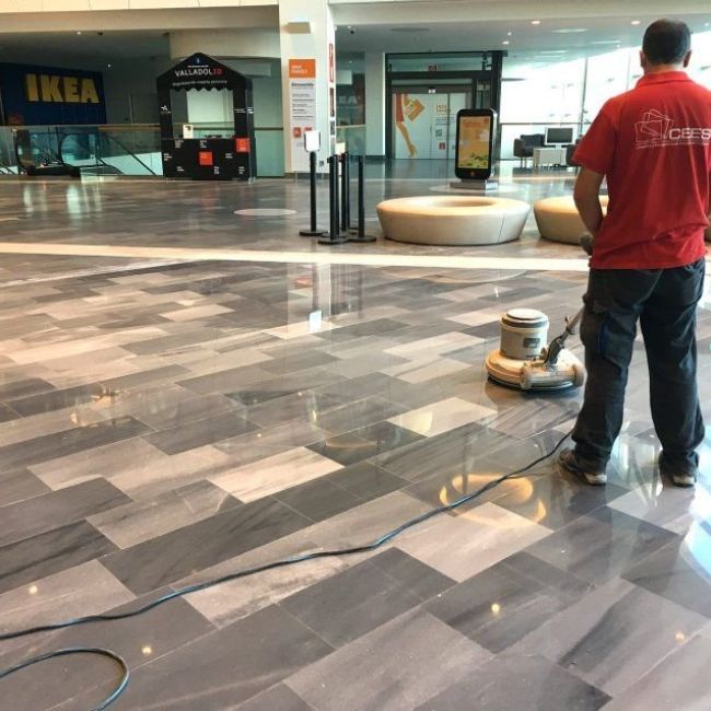 Encerado de suelos Palencia